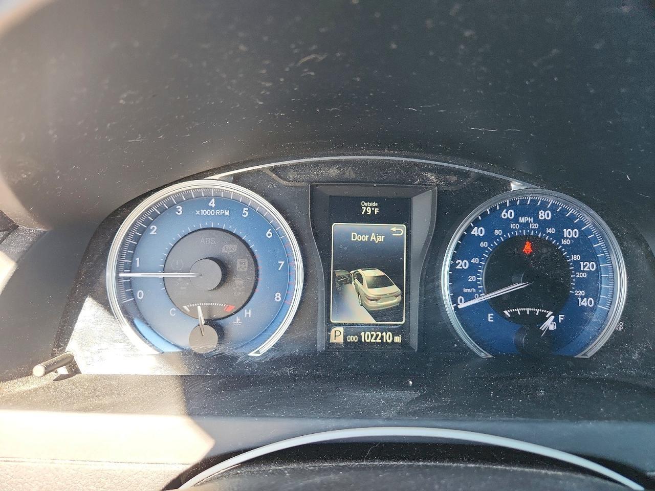 2016 TOYOTA CAMRY