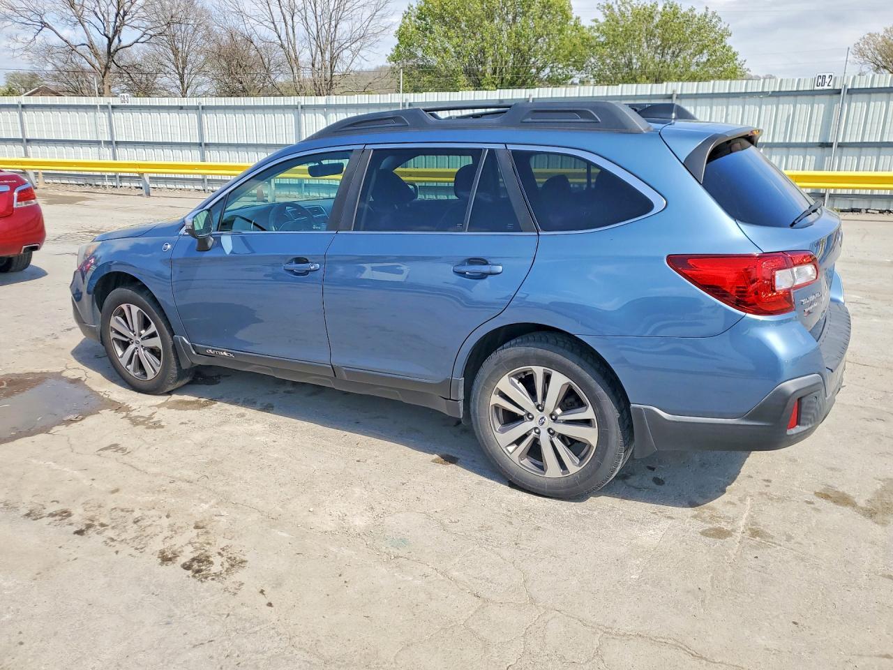 2018 SUBARU Outback