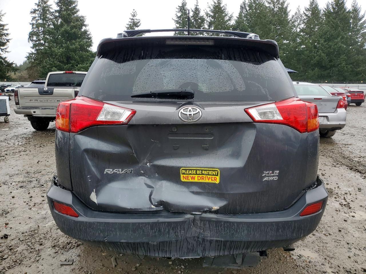 2015 TOYOTA RAV4