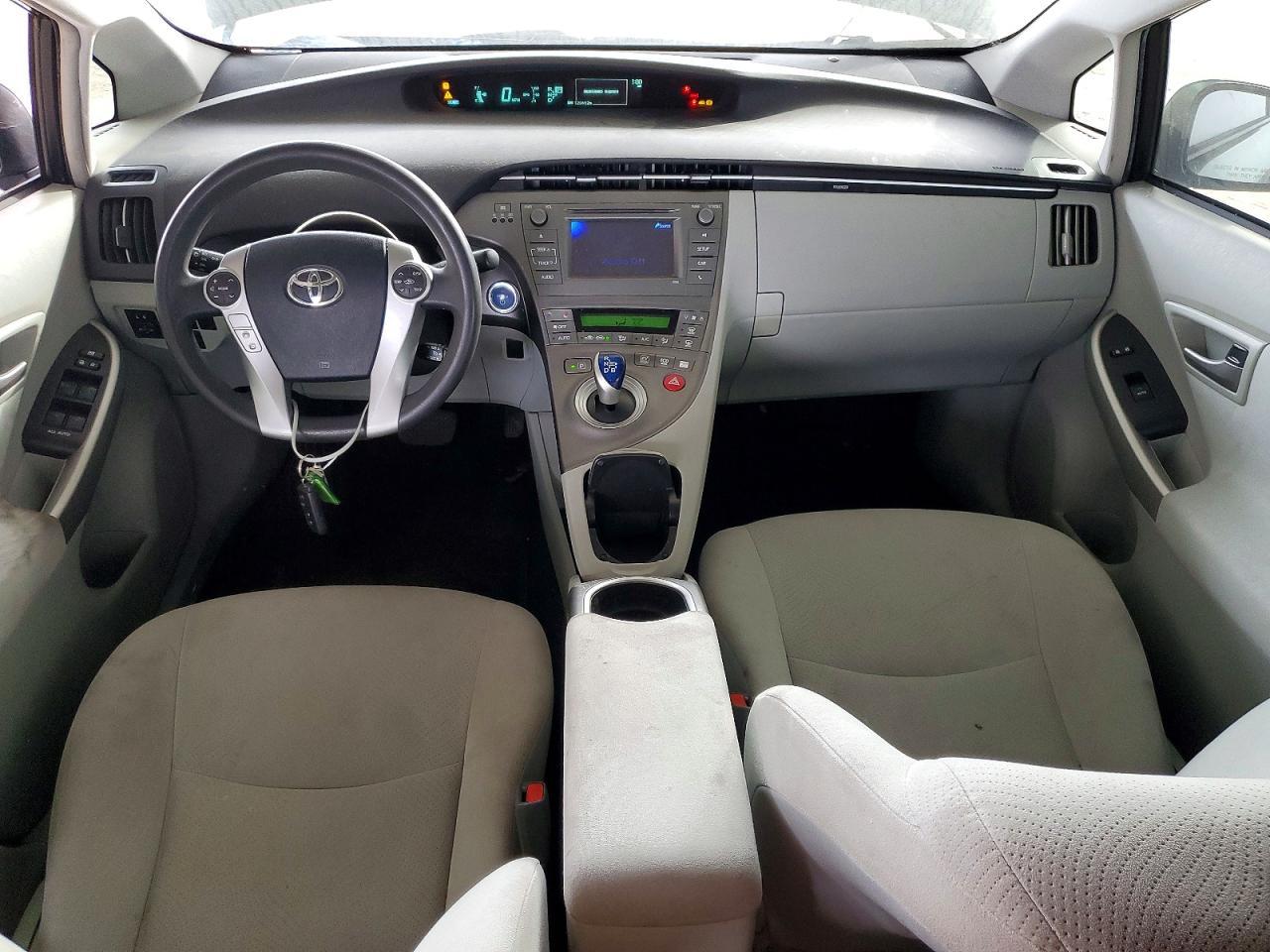 2015 TOYOTA PRIUS
