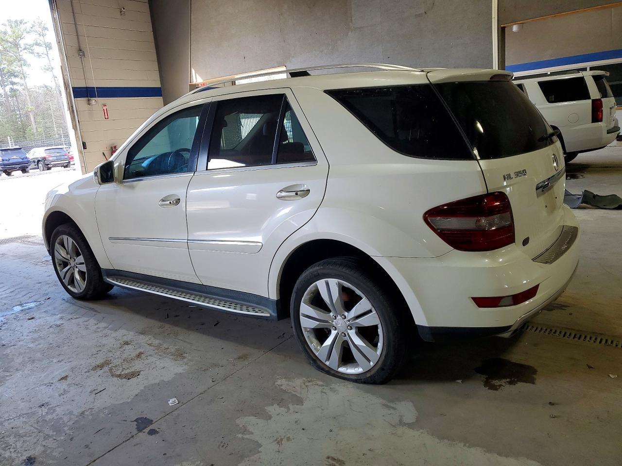 2011 MERCEDES-BENZ ML-Class