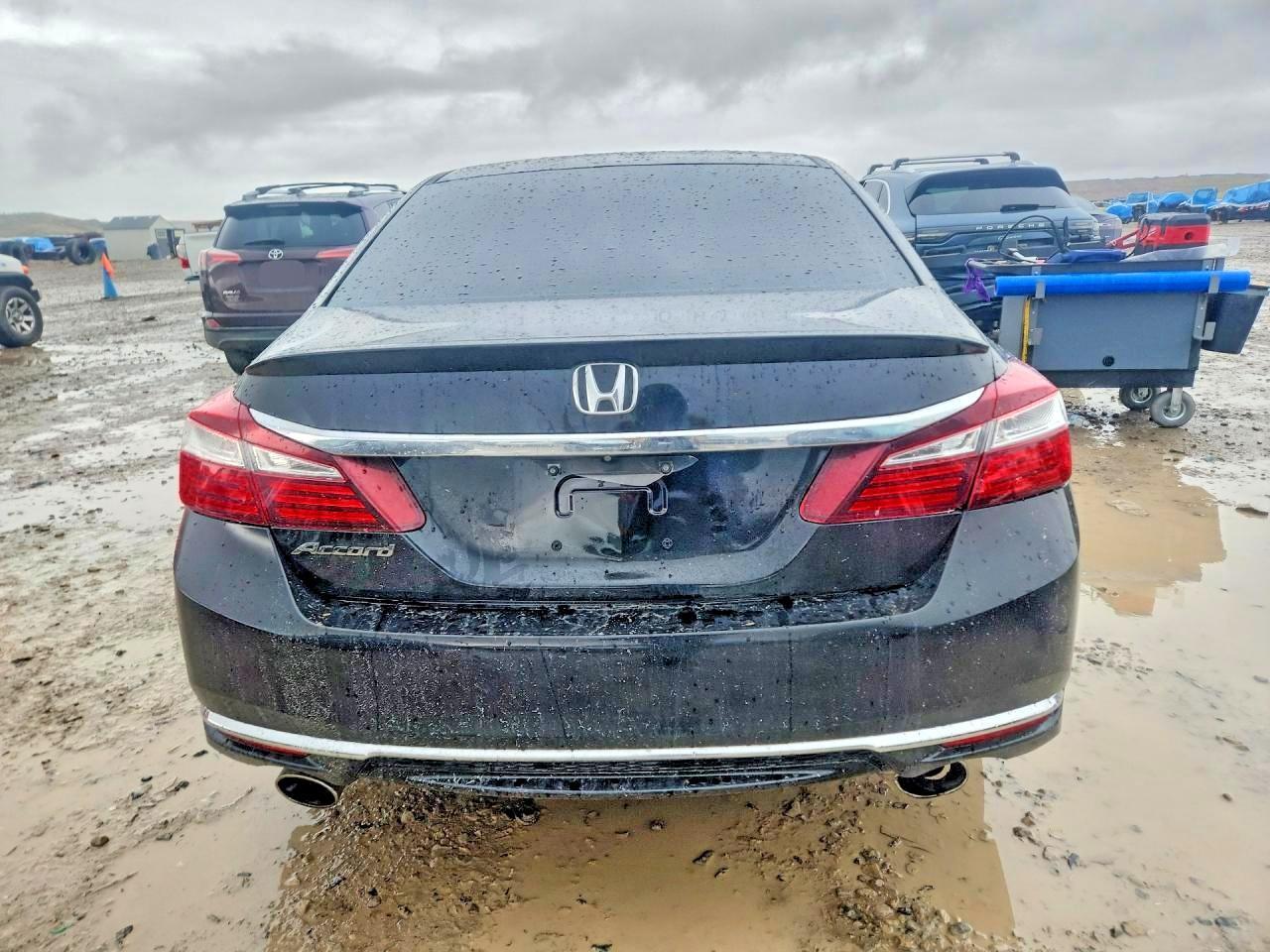 2017 HONDA ACCORD