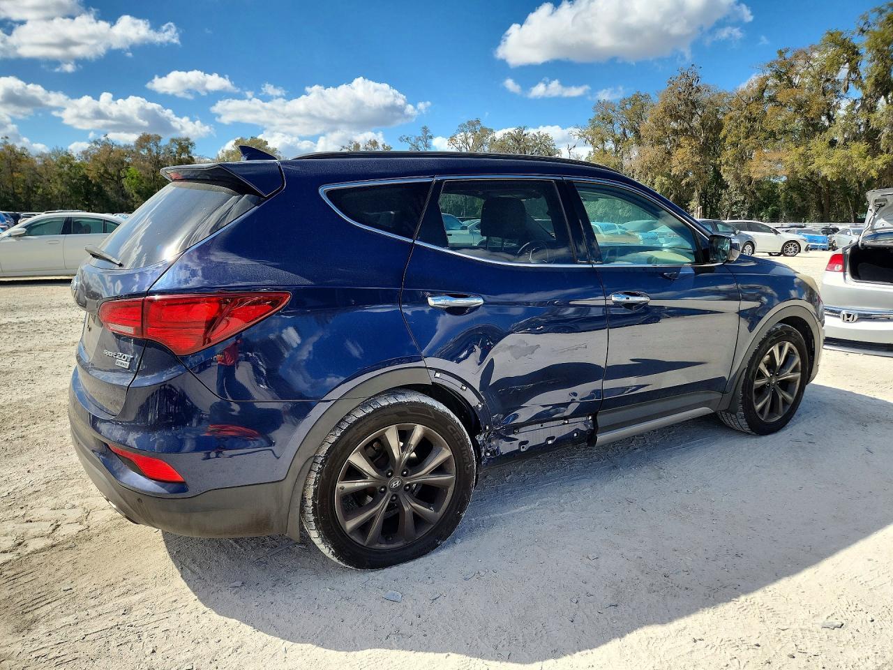 2017 HYUNDAI SANTA FE