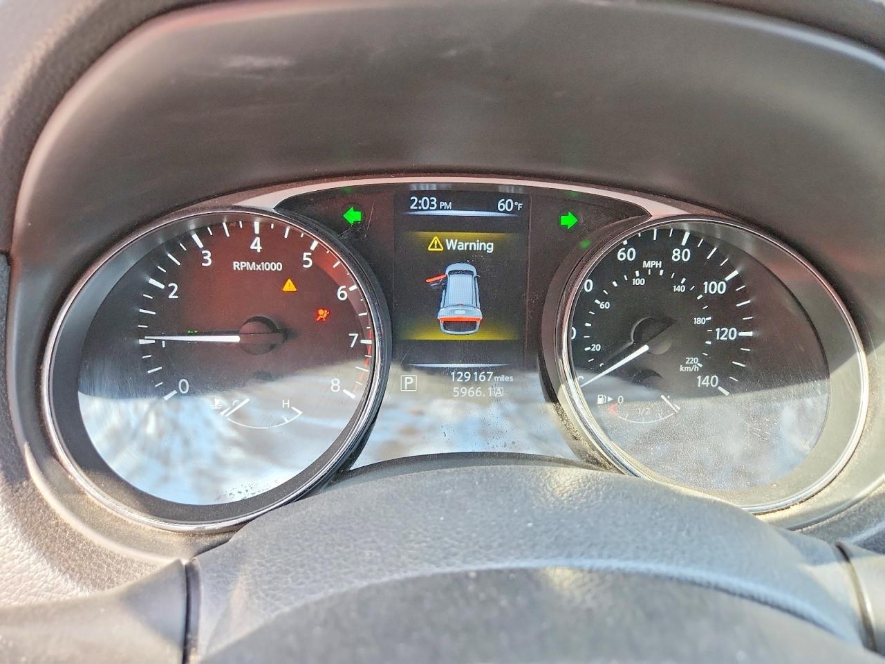 2014 NISSAN ROGUE