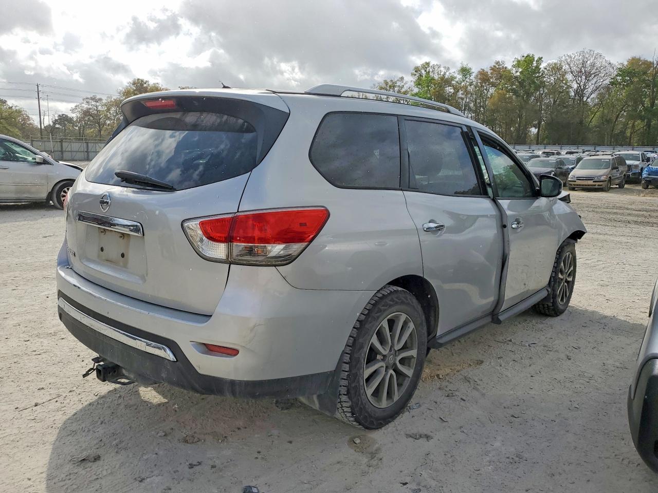 2015 NISSAN PATHFINDER