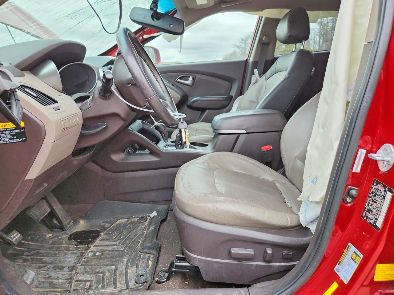 2011 HYUNDAI TUCSON
