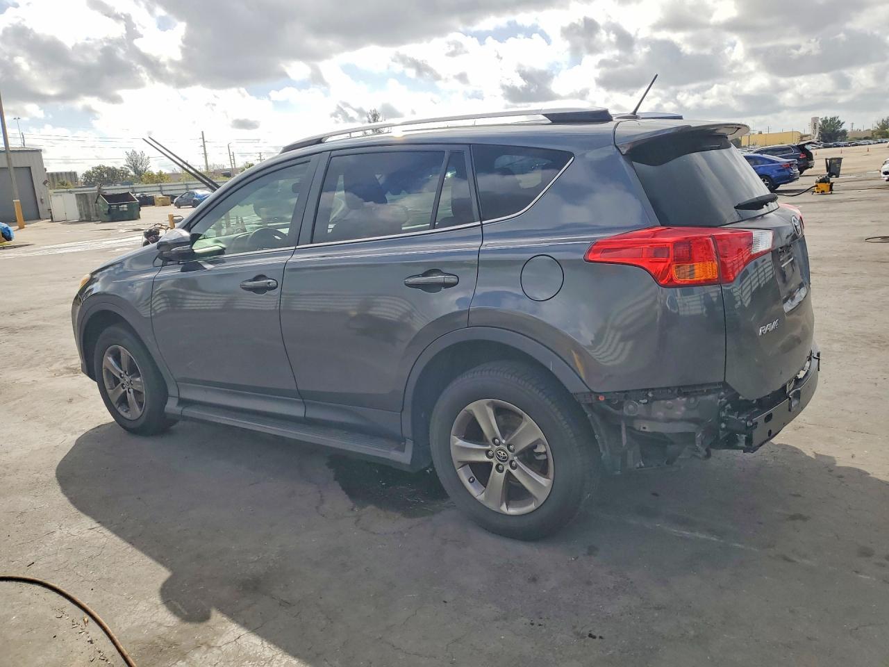 2015 TOYOTA RAV4