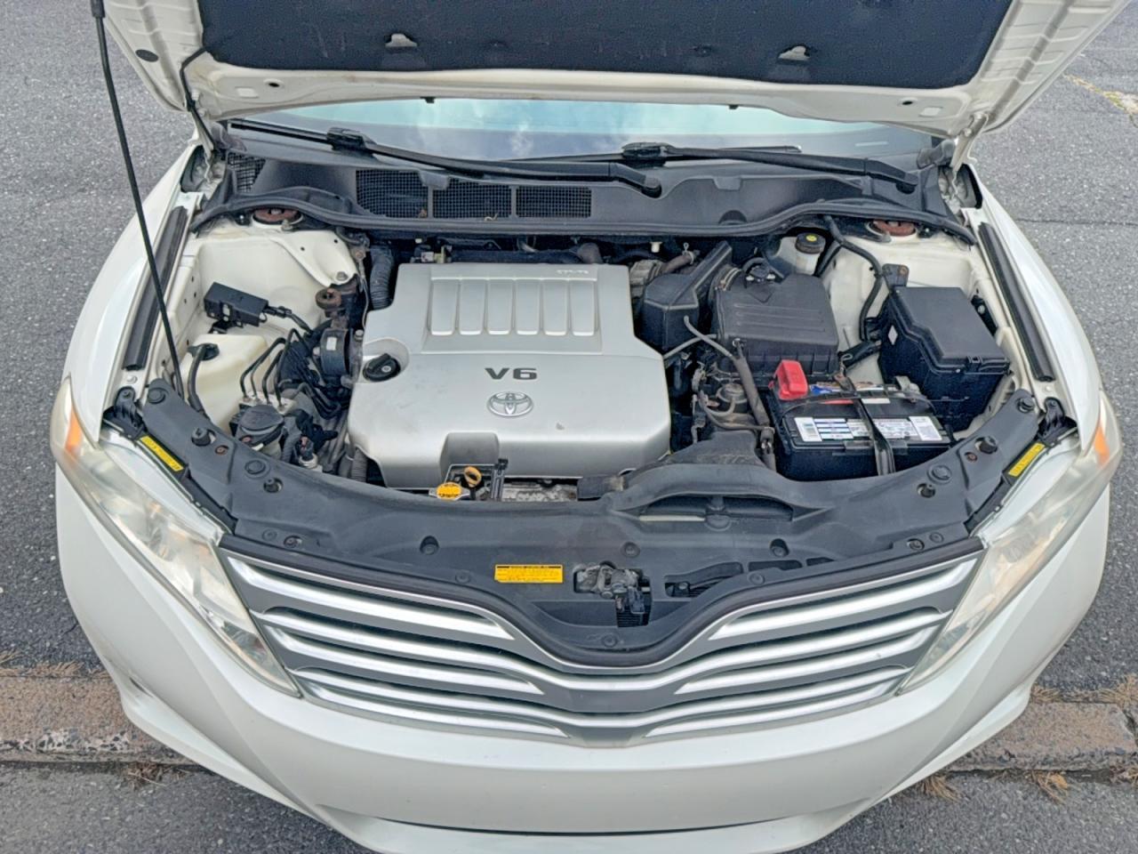 2011 TOYOTA VENZA