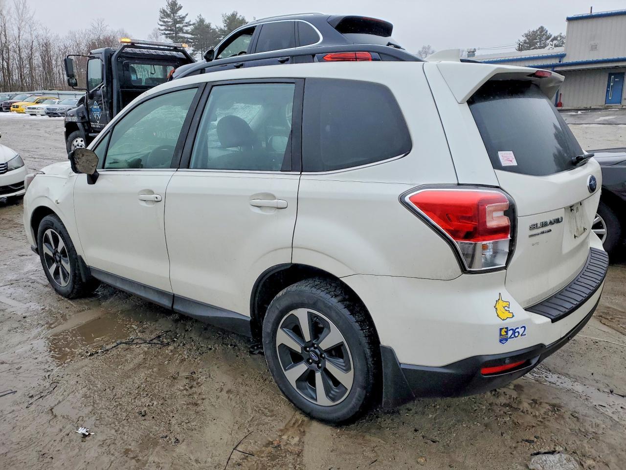 2017 SUBARU FORESTER