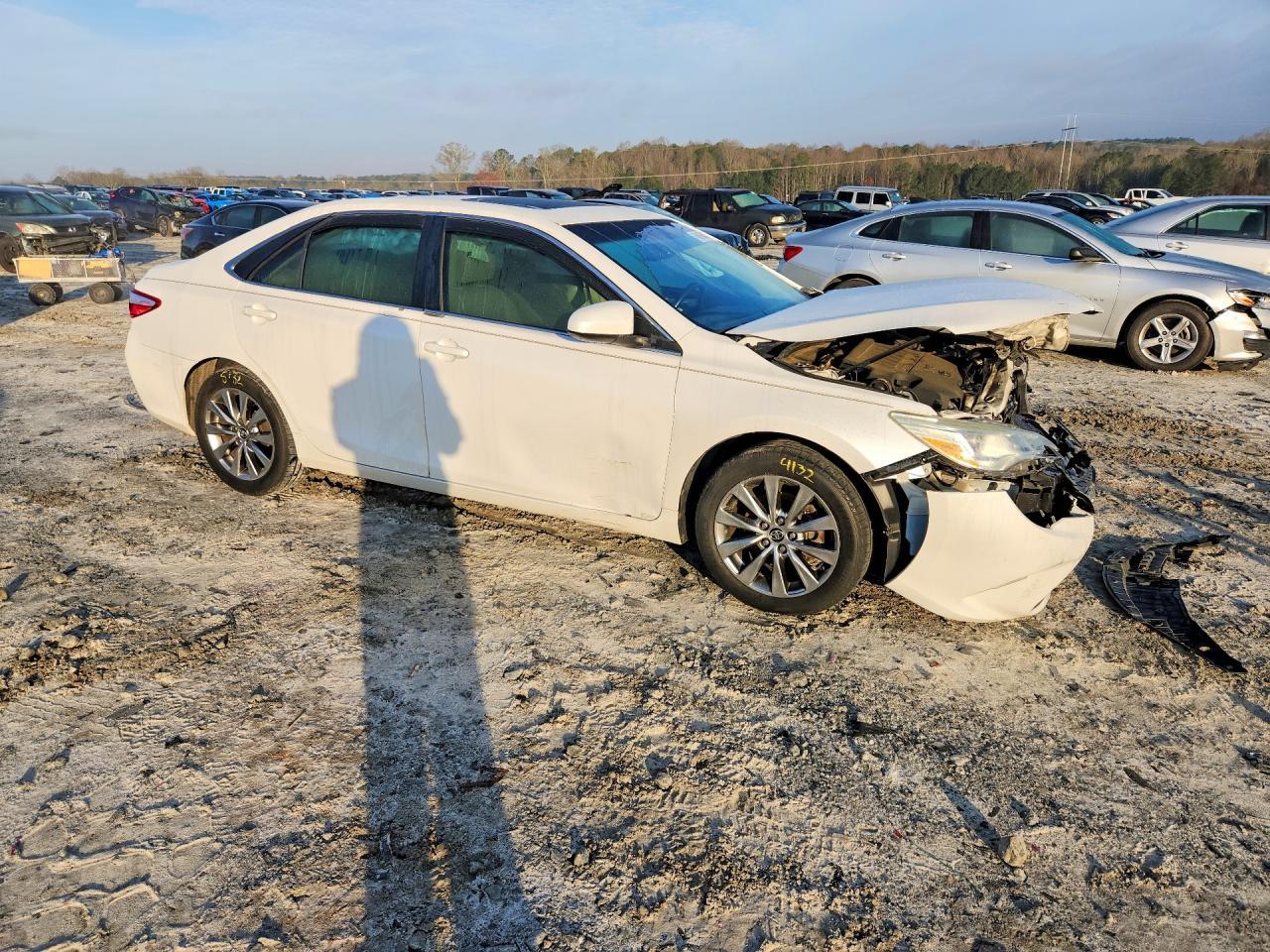 2015 TOYOTA CAMRY
