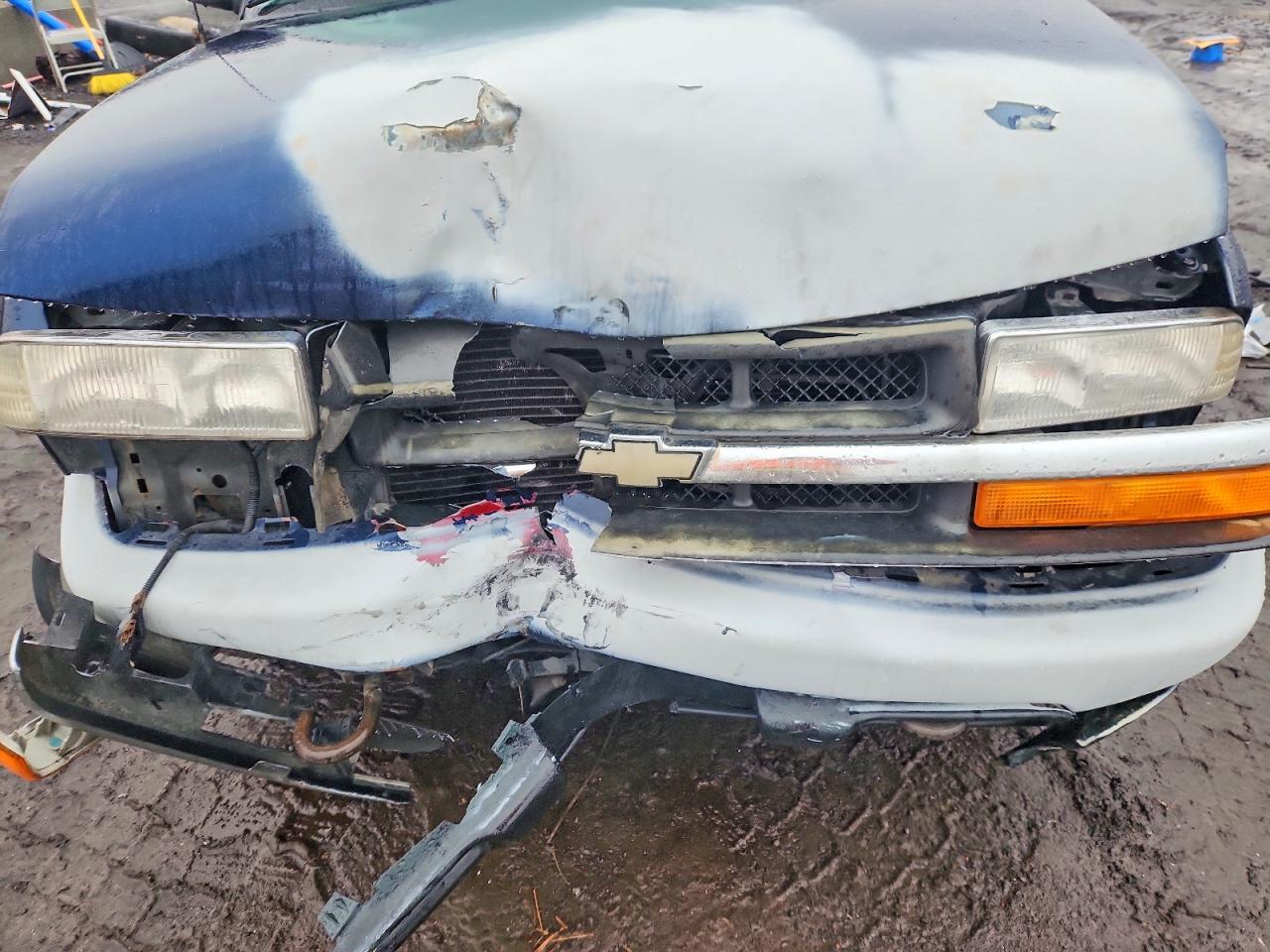 2000 CHEVROLET S10