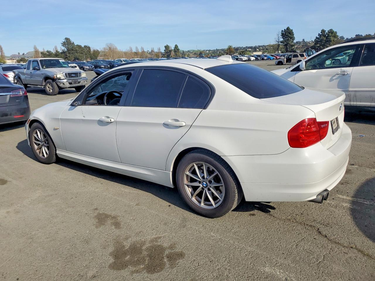 2010 BMW 3 SERIES