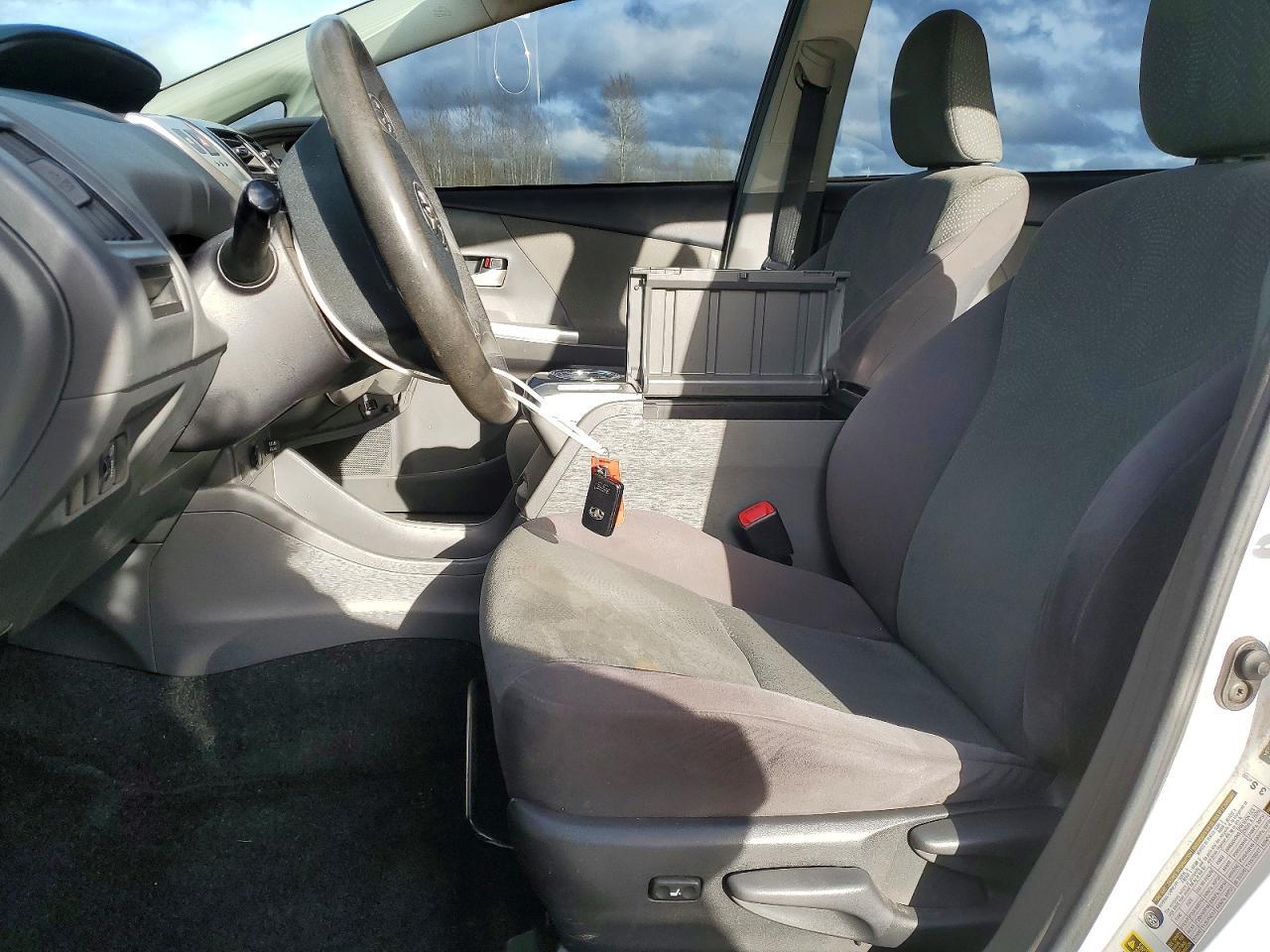 2014 TOYOTA PRIUS V