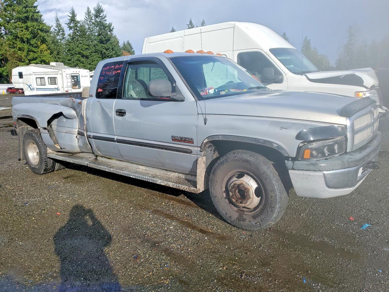 1999 DODGE Ram 3500