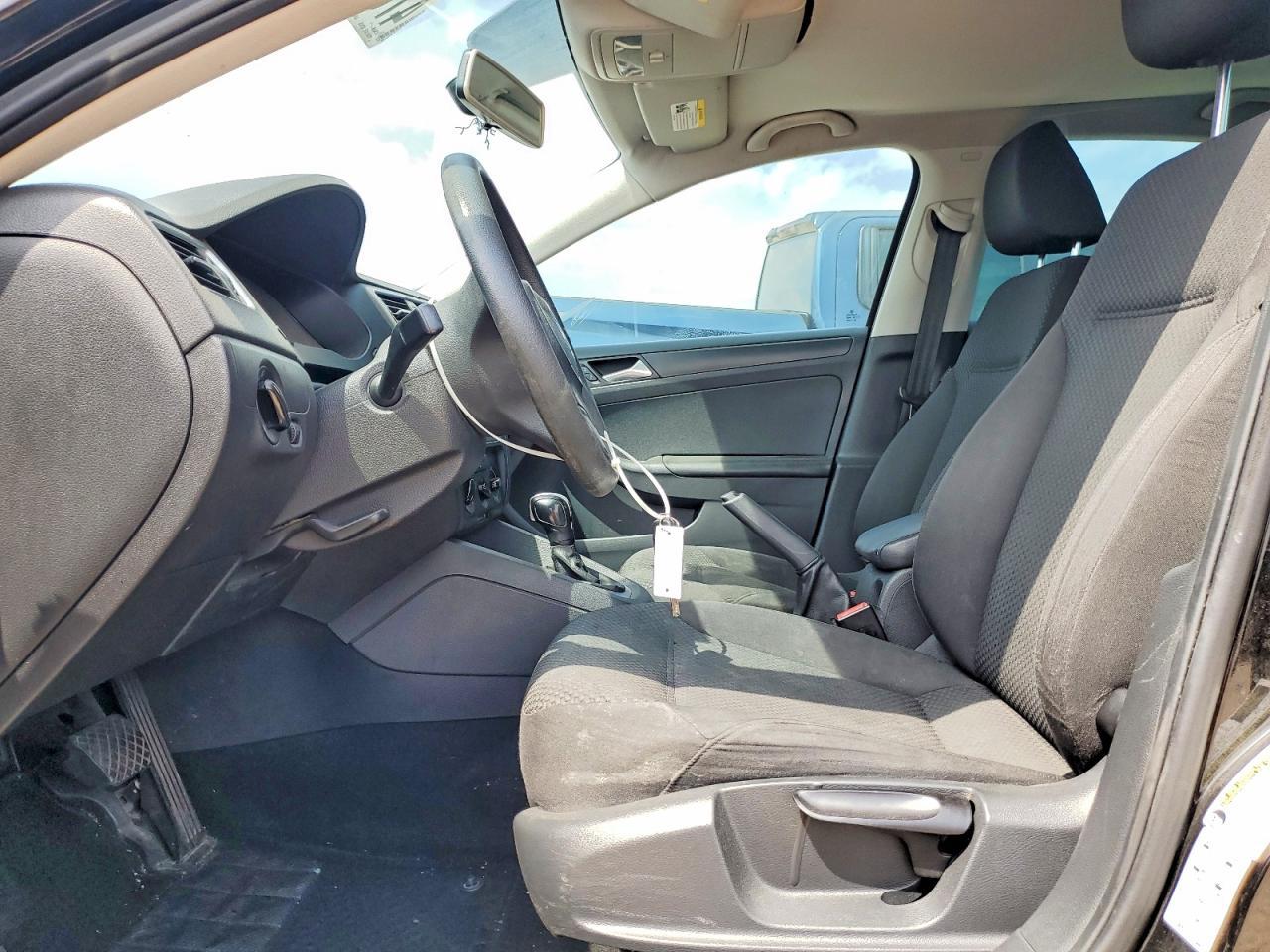 2014 VOLKSWAGEN JETTA