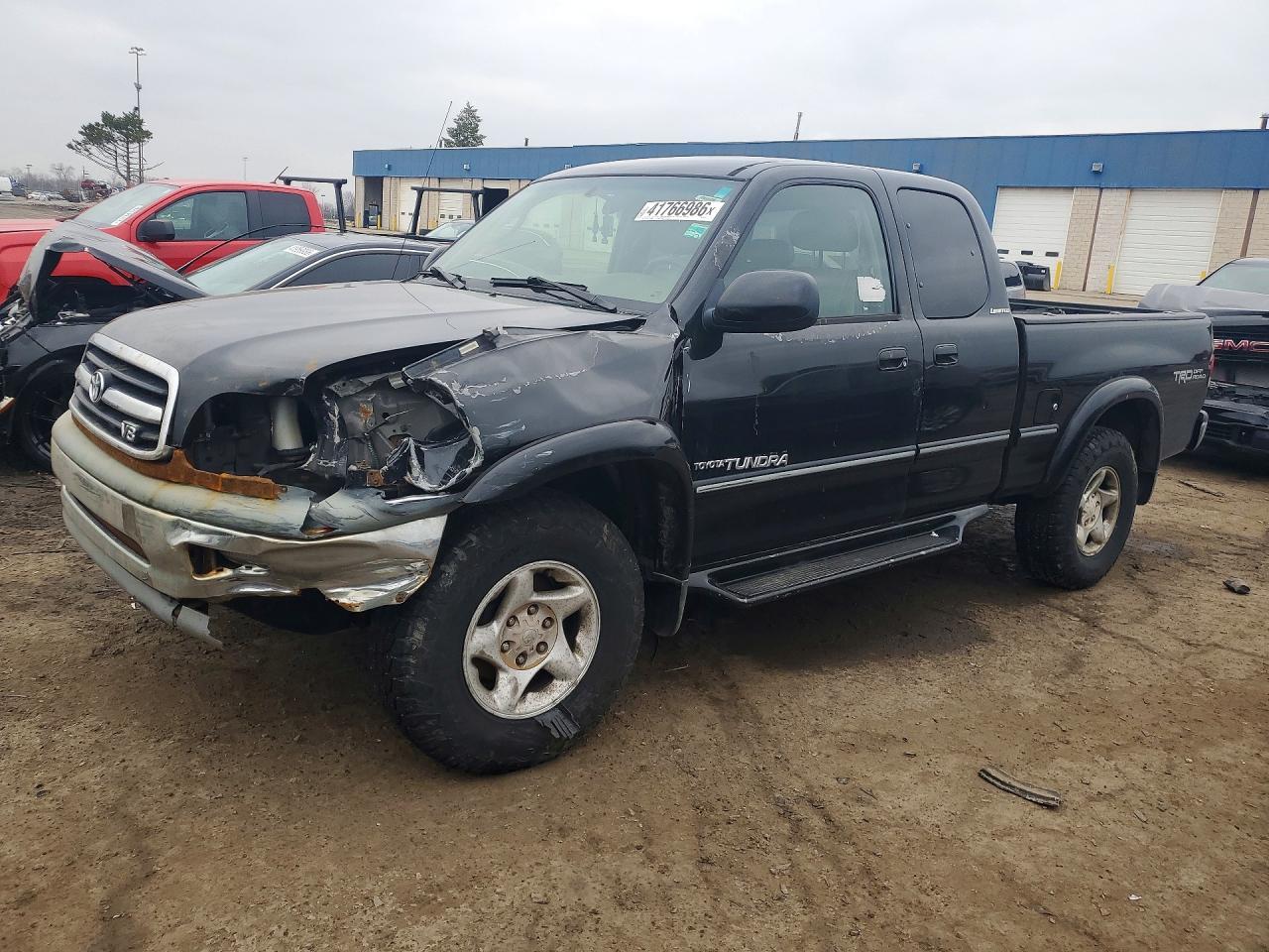 2000 TOYOTA TUNDRA
