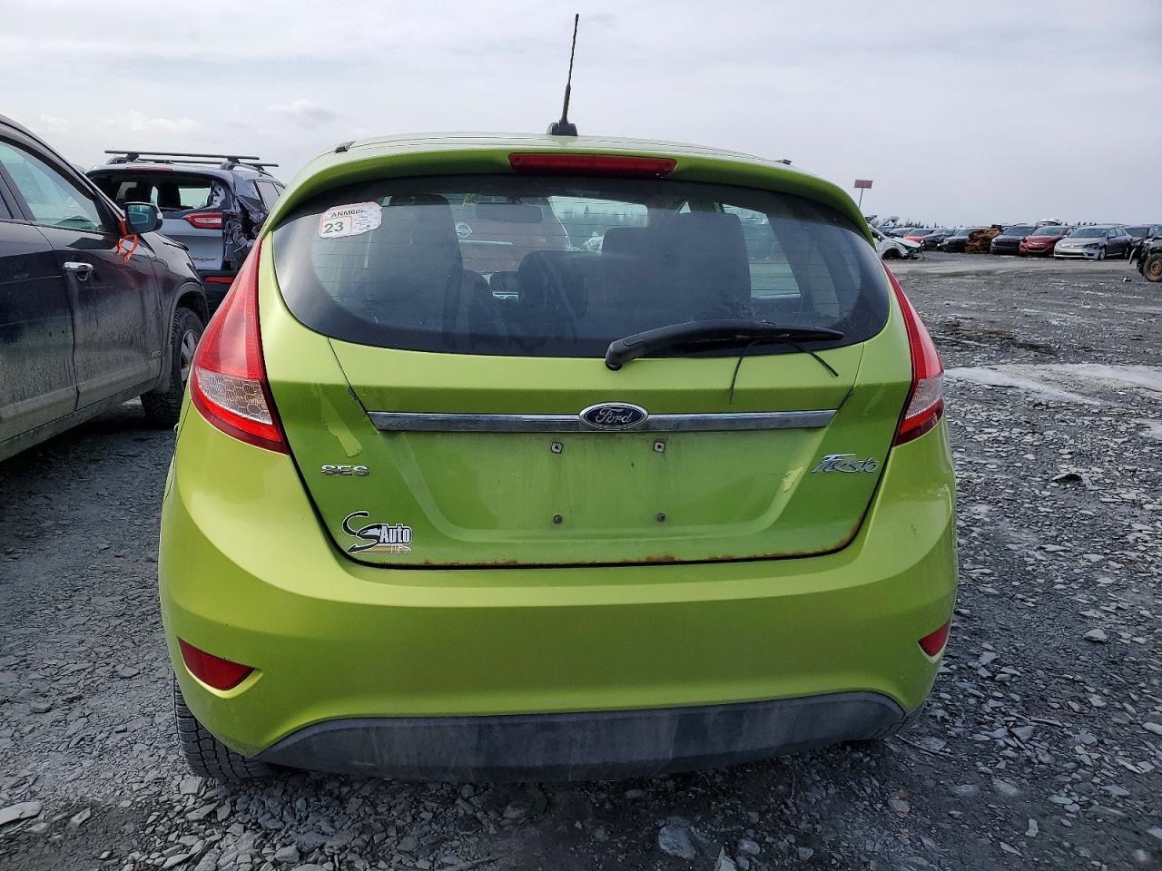 2011 FORD Fiesta