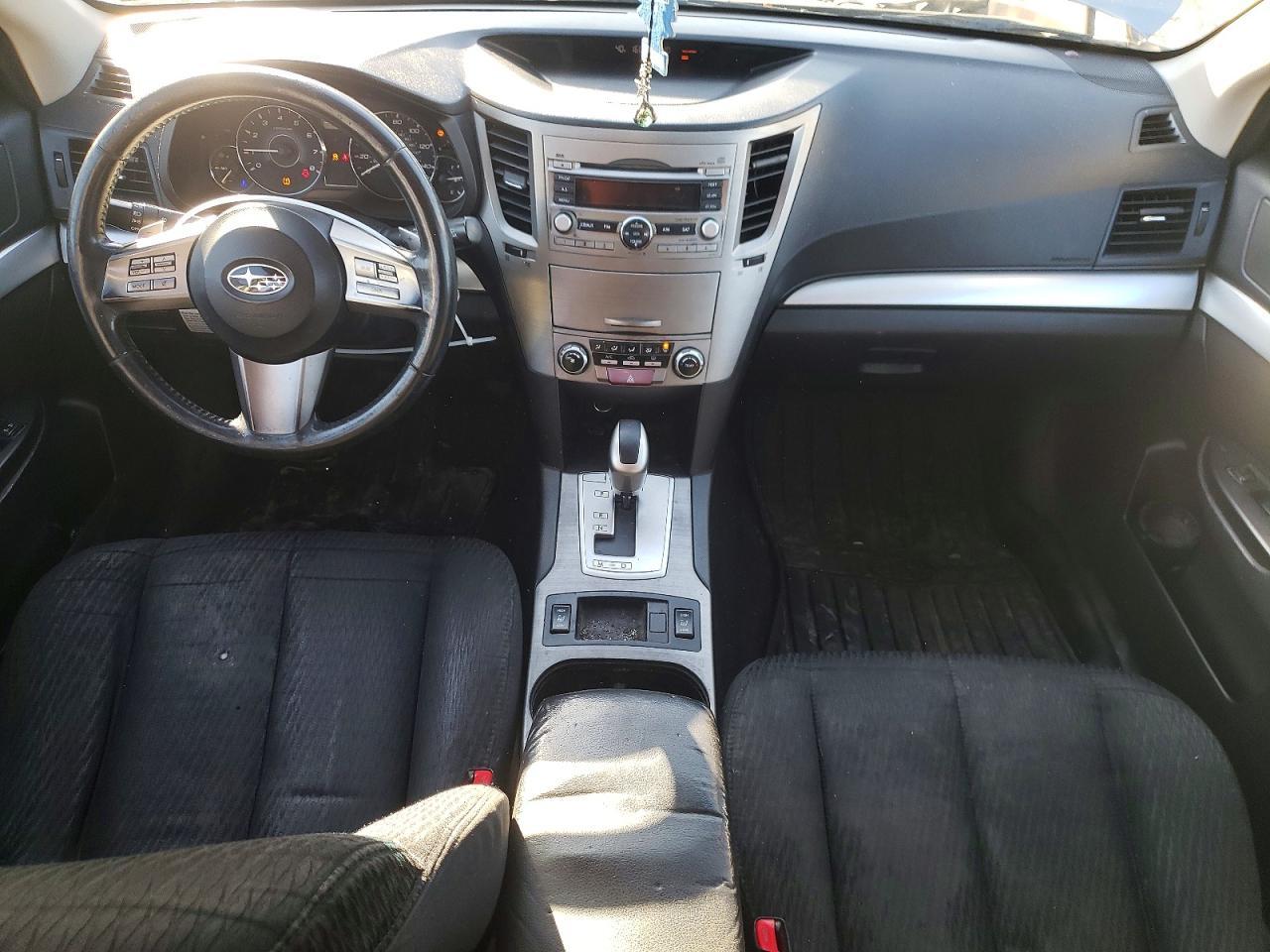 2010 SUBARU Outback