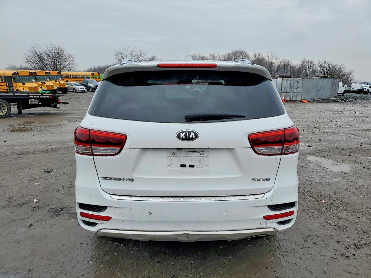 2016 KIA SORENTO