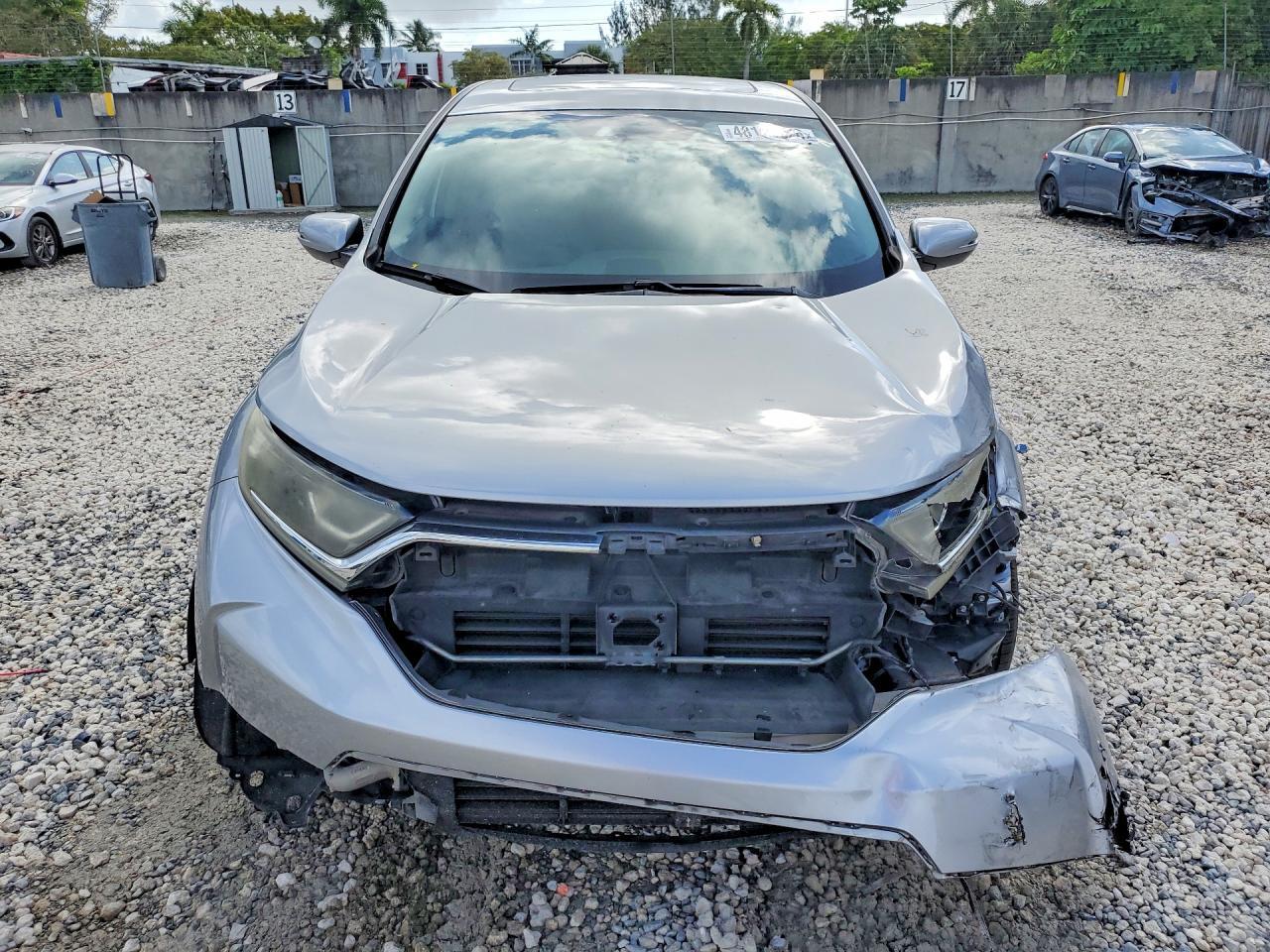 2017 HONDA CR-V