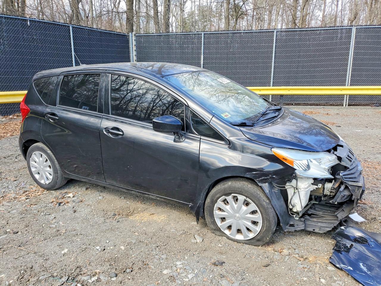 2016 NISSAN Versa Note