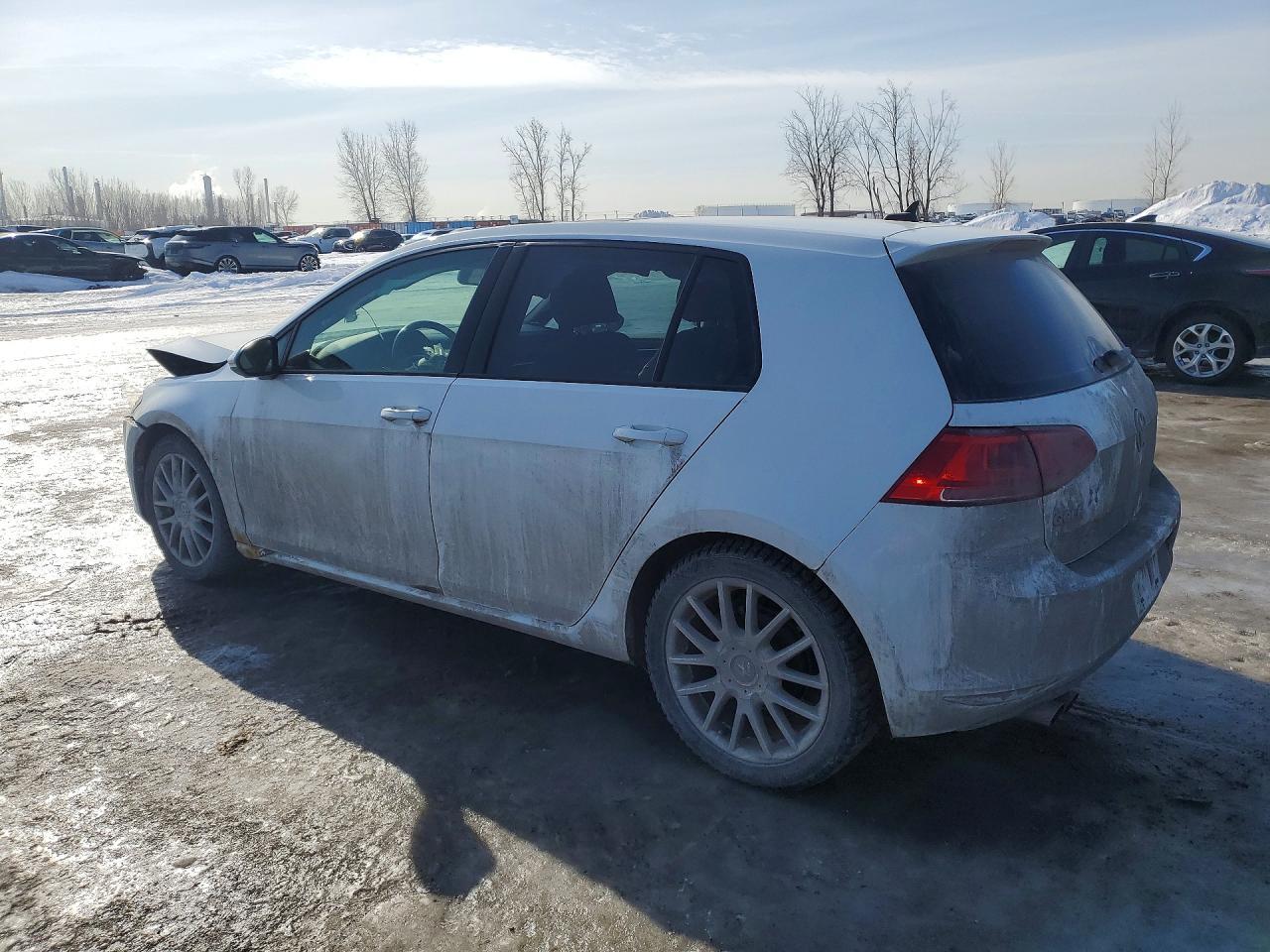 2015 VOLKSWAGEN GOLF
