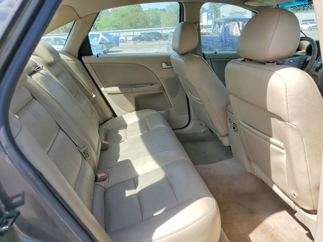 2005 FORD Five Hundred