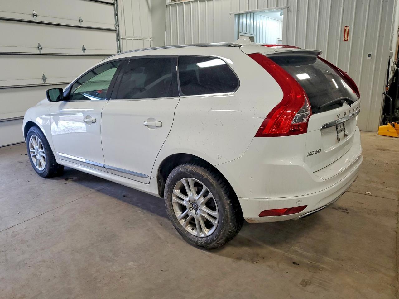 2016 VOLVO XC60