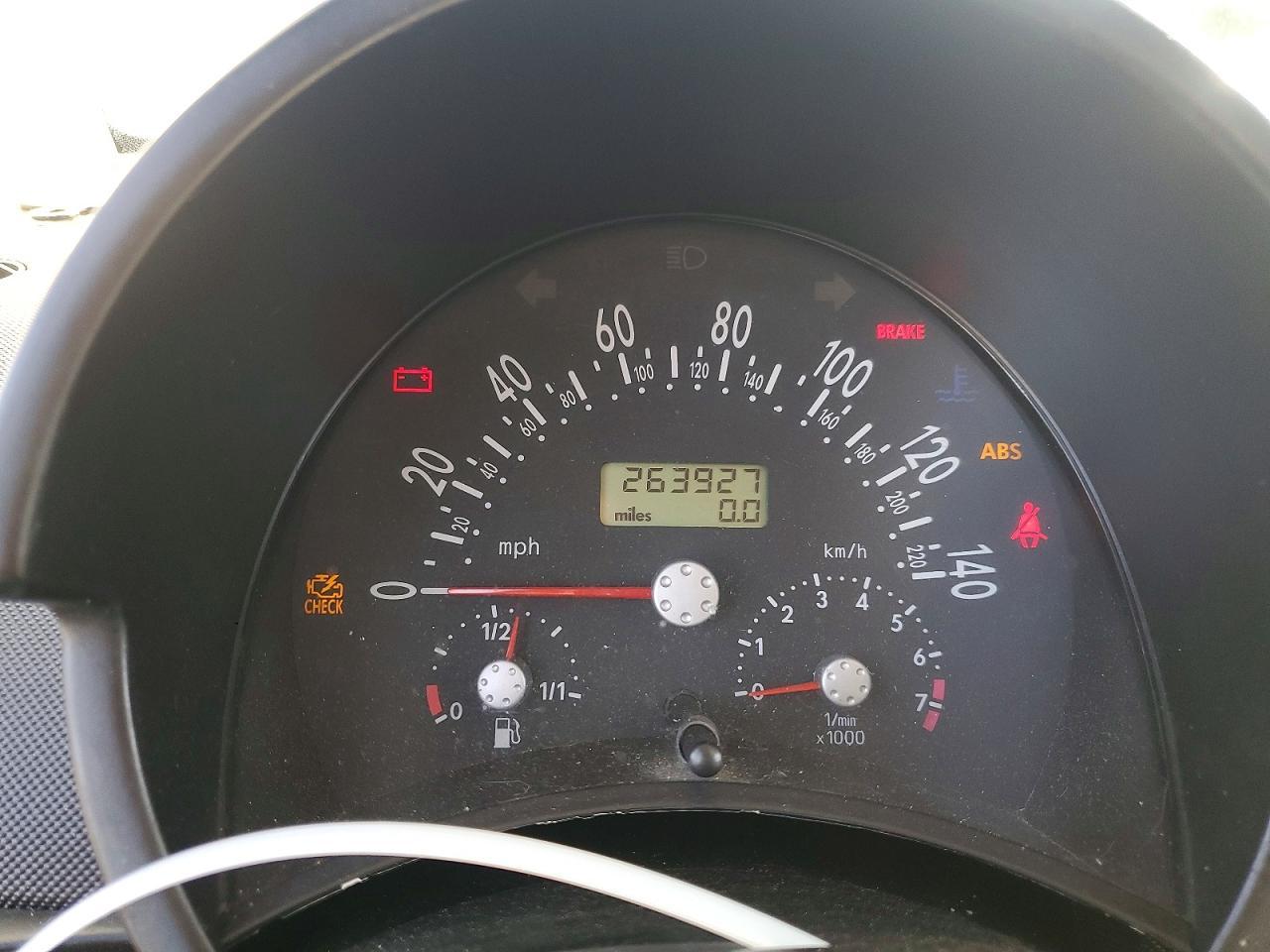2001 VOLKSWAGEN Beetle