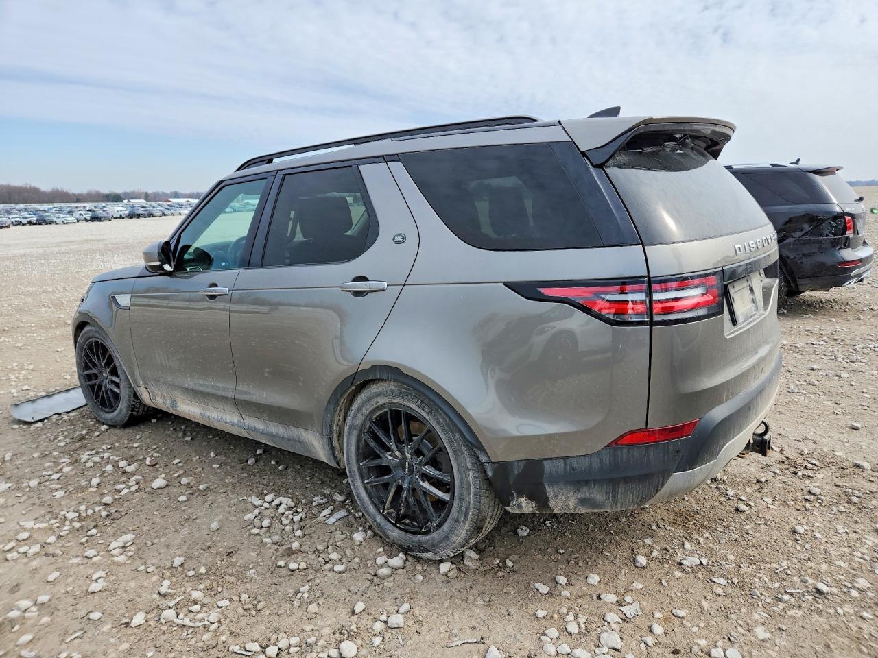 2017 LAND ROVER Discovery