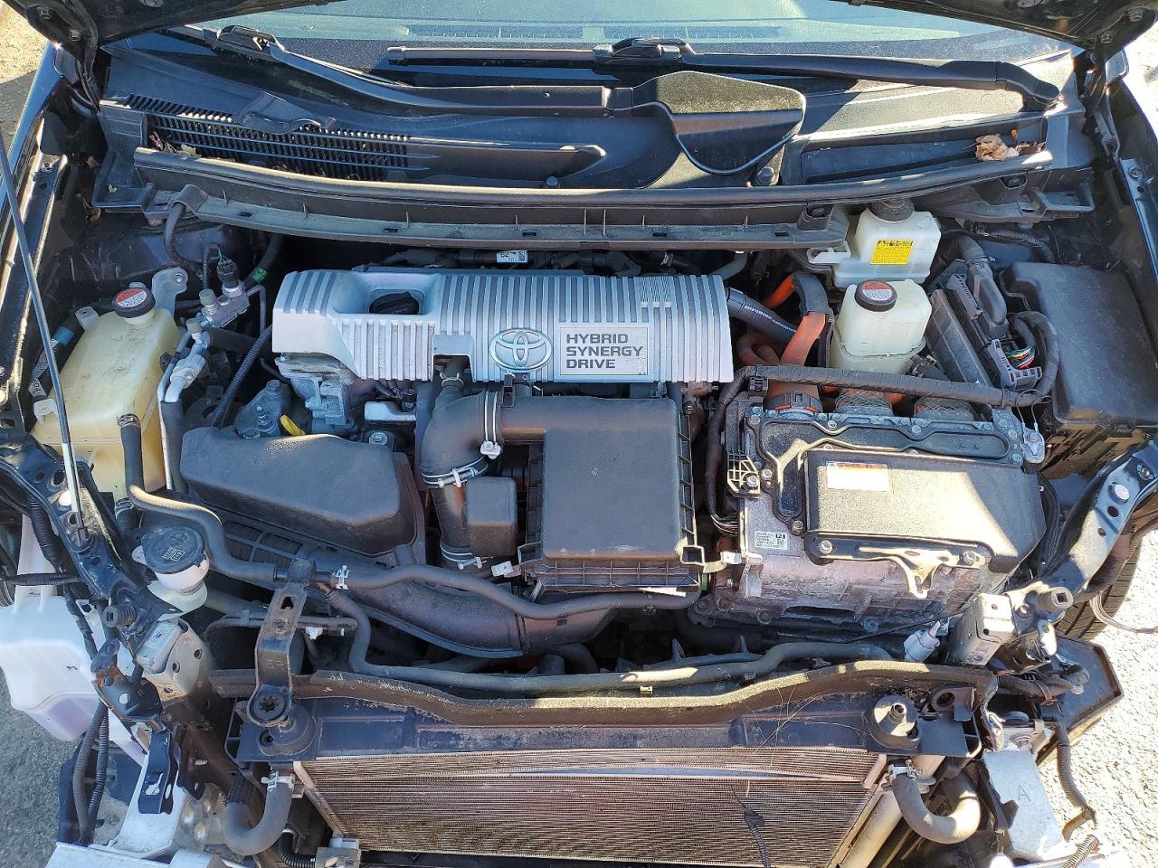 2015 TOYOTA PRIUS