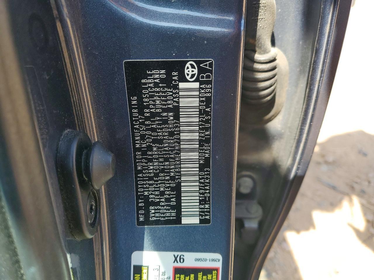 2017 TOYOTA COROLLA