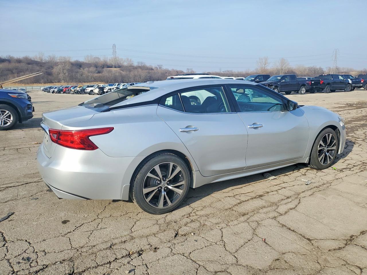 2018 NISSAN Maxima
