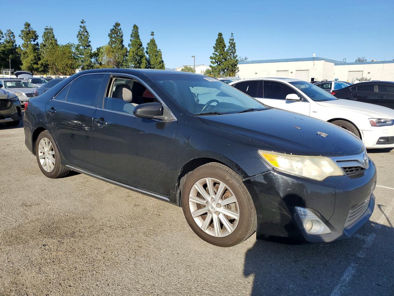 2012 TOYOTA CAMRY
