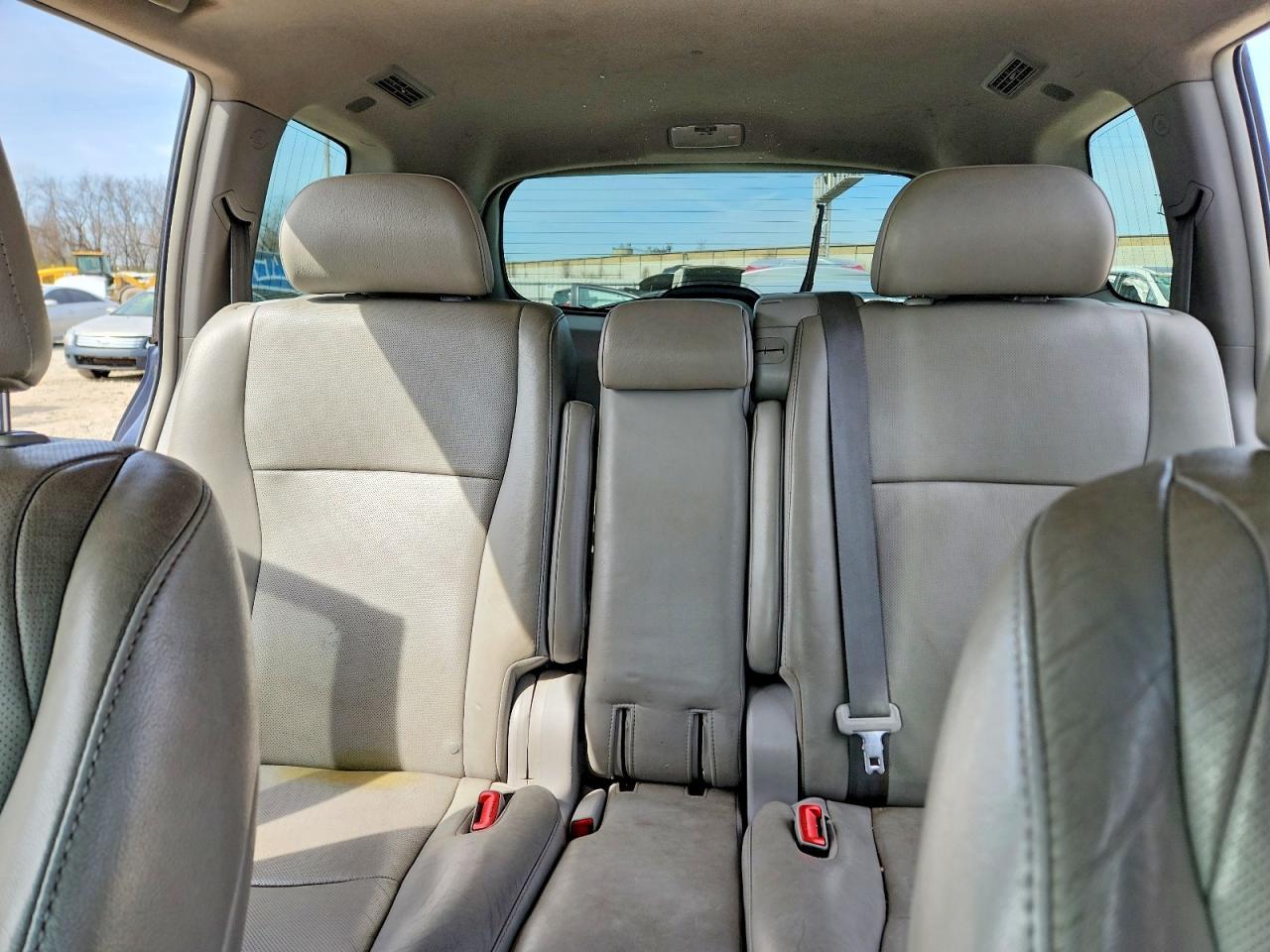 2012 TOYOTA HIGHLANDER