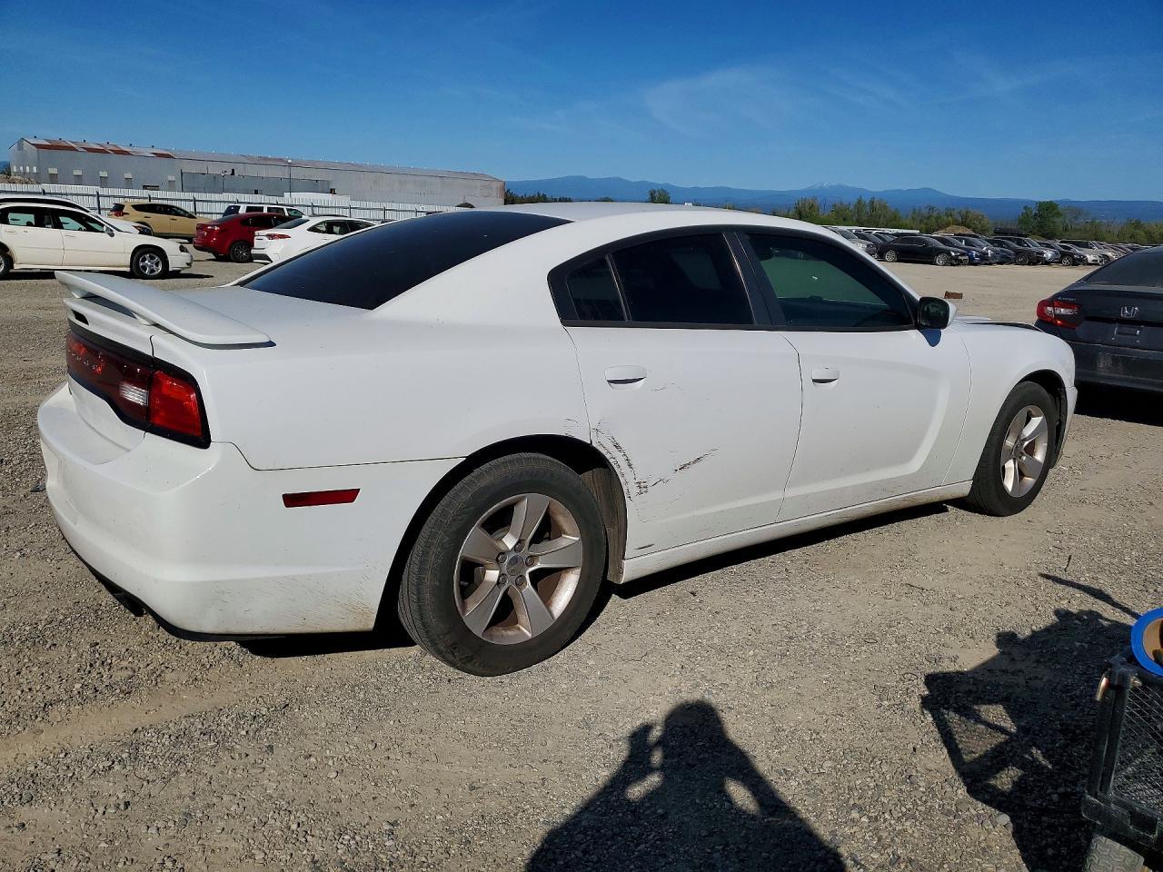 2011 DODGE CHARGER