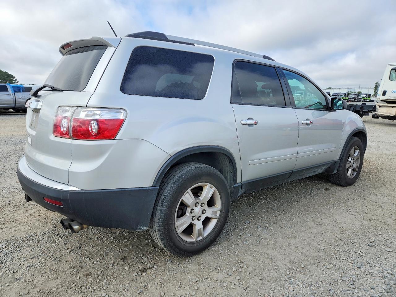 2011 GMC ACADIA
