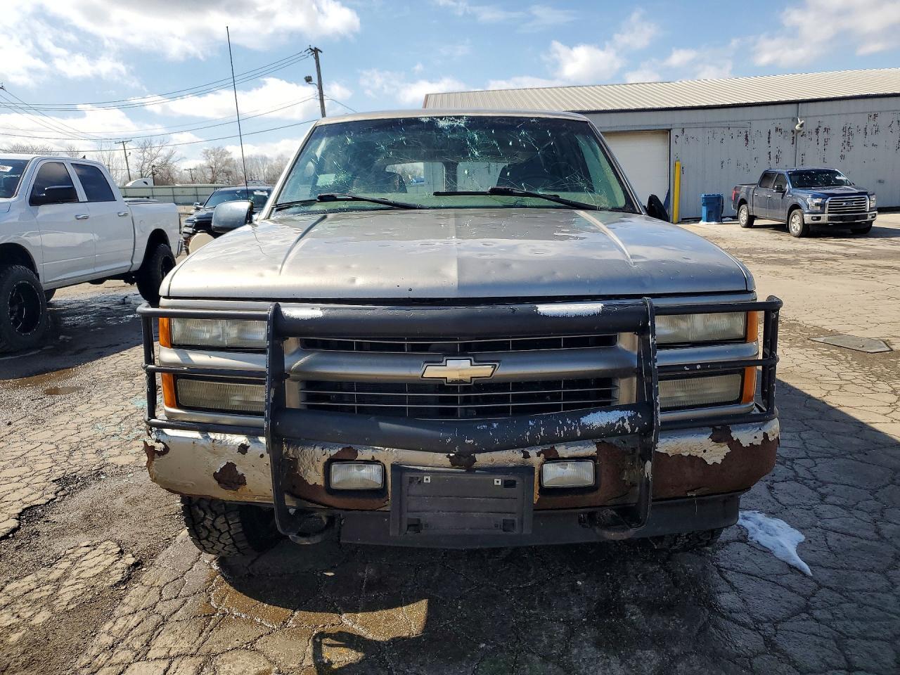 2000 CHEVROLET Tahoe
