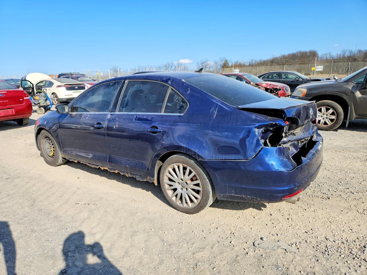 2011 VOLKSWAGEN JETTA