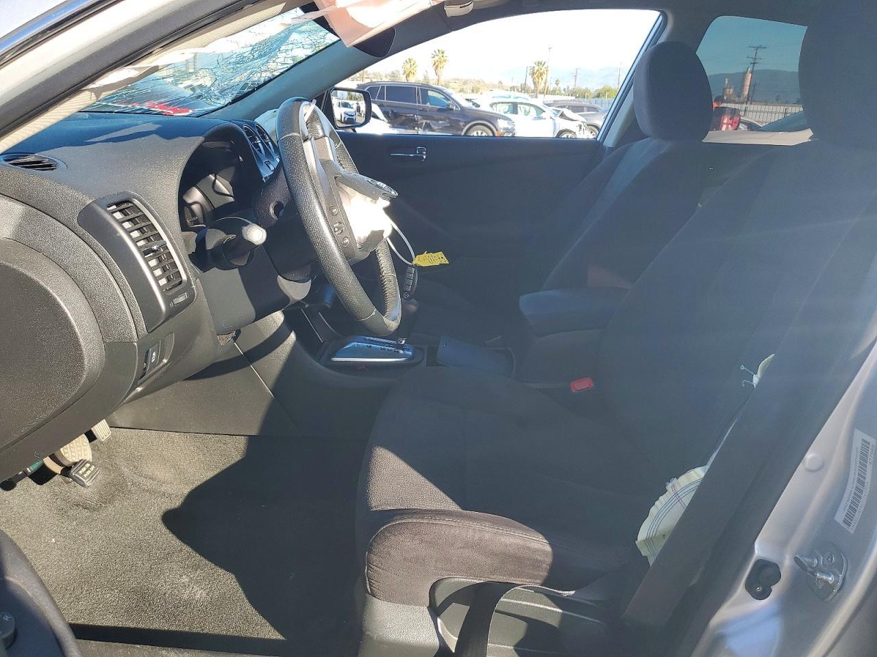 2012 NISSAN ALTIMA