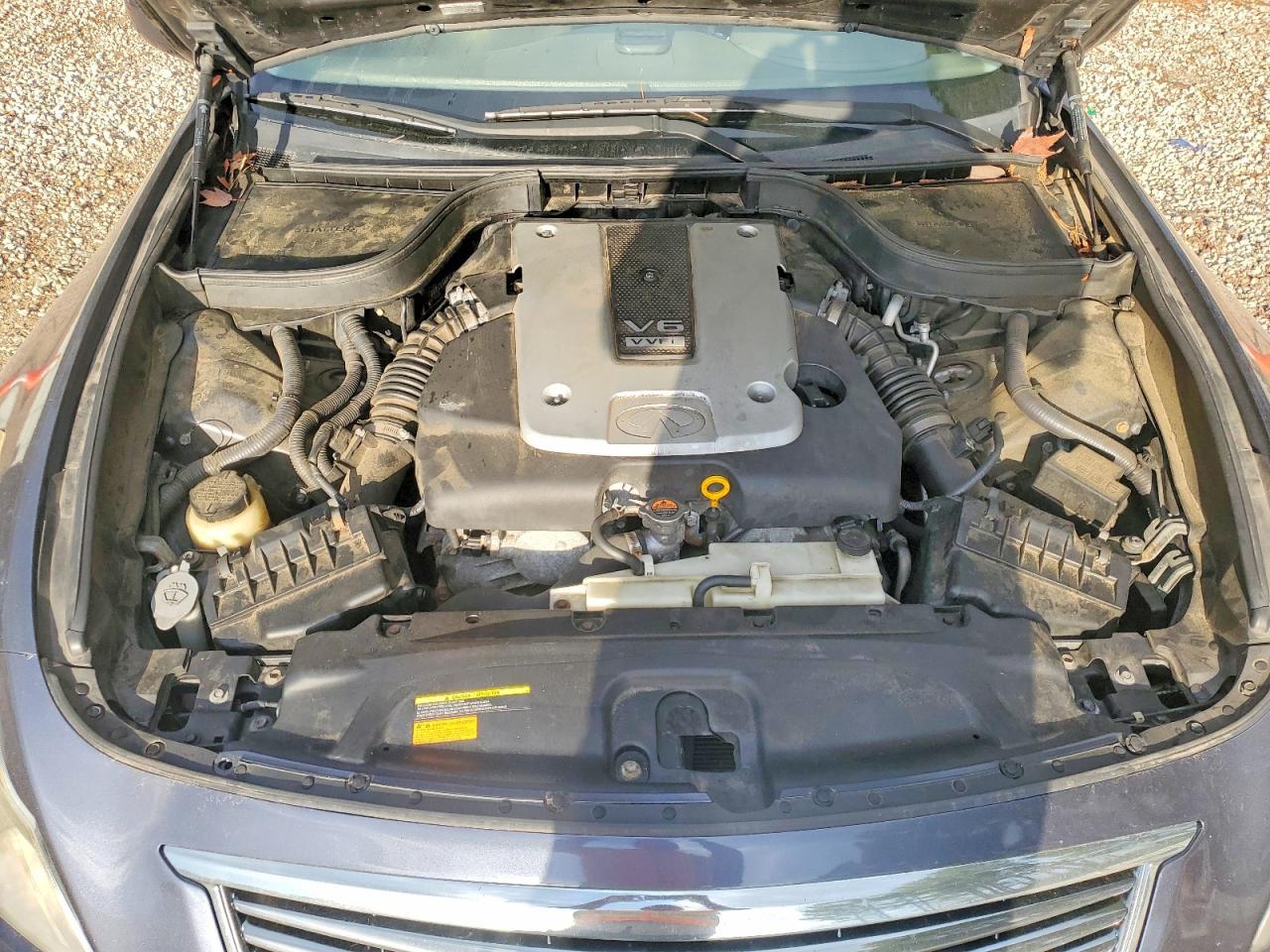 2011 INFINITI G37