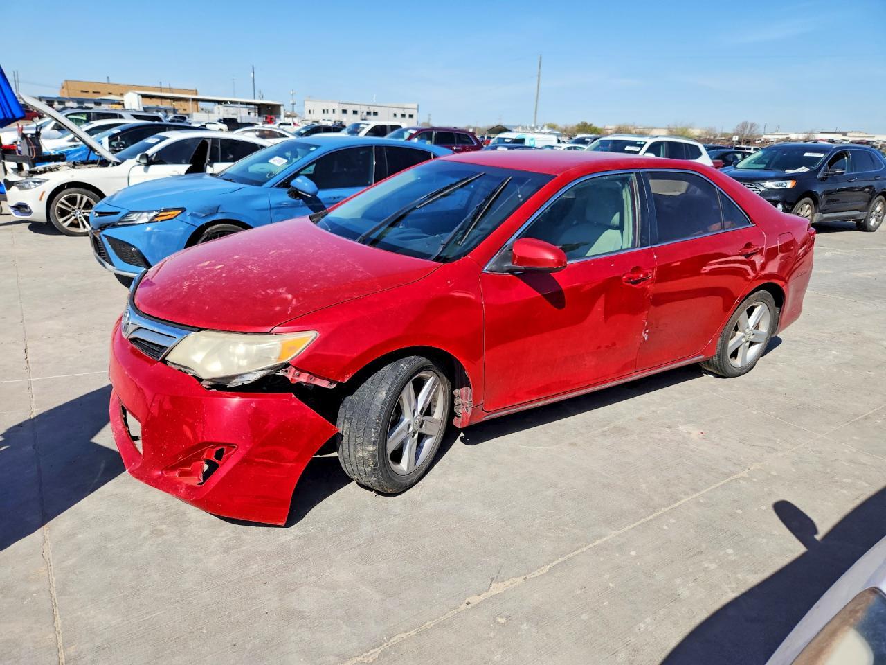 2014 TOYOTA CAMRY