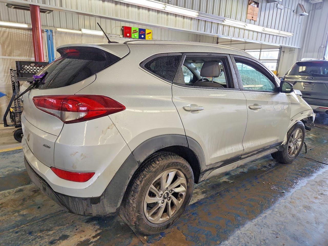 2017 HYUNDAI TUCSON