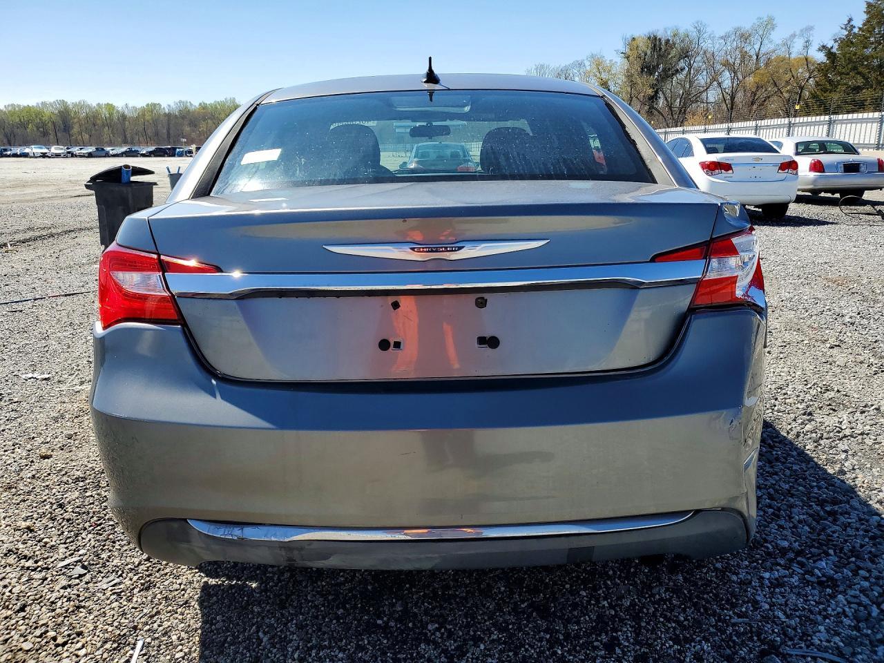 2012 CHRYSLER 200