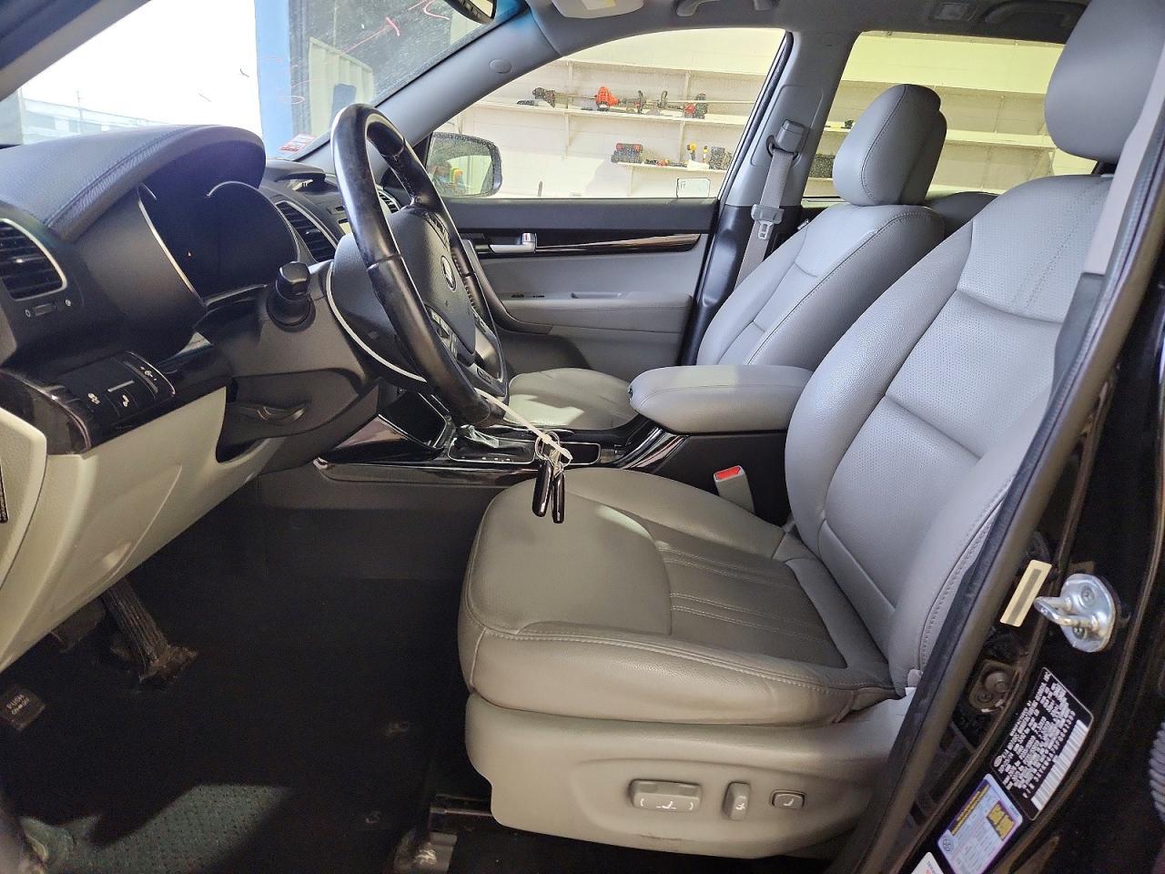 2015 KIA SORENTO