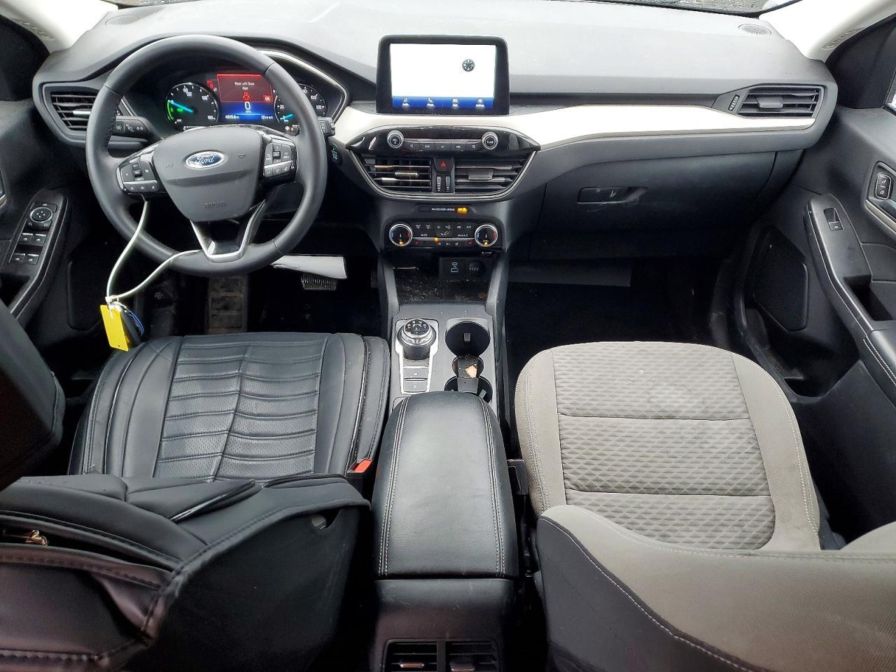2022 FORD ESCAPE