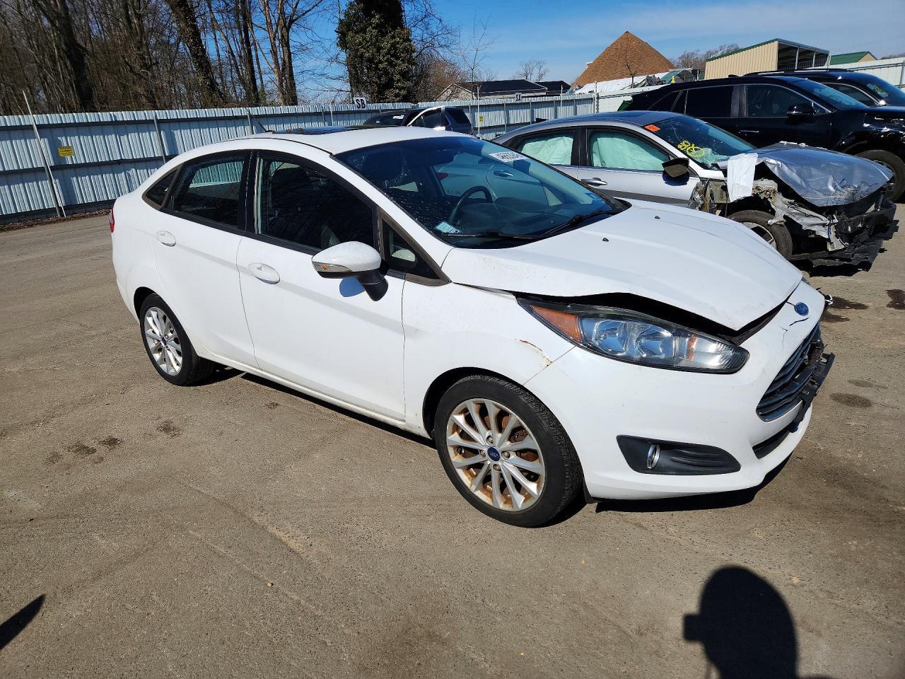 2014 FORD Fiesta