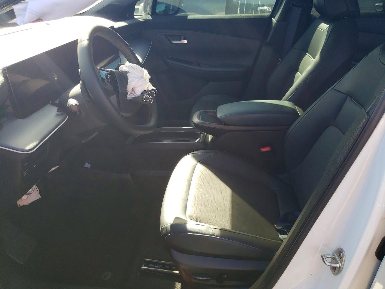 2026 NISSAN LEAF