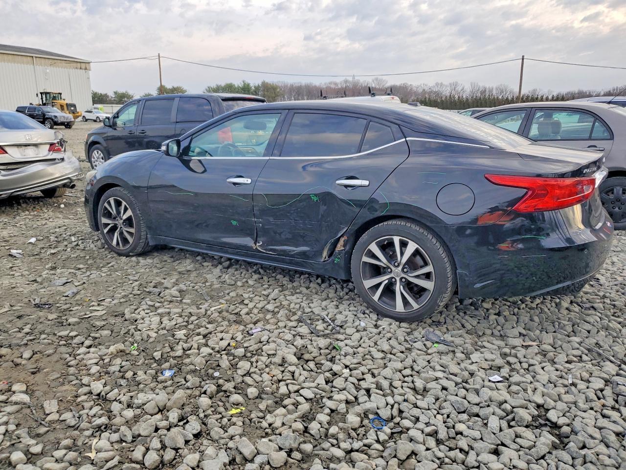 2018 NISSAN Maxima