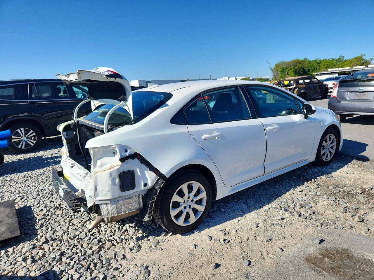 2022 TOYOTA COROLLA